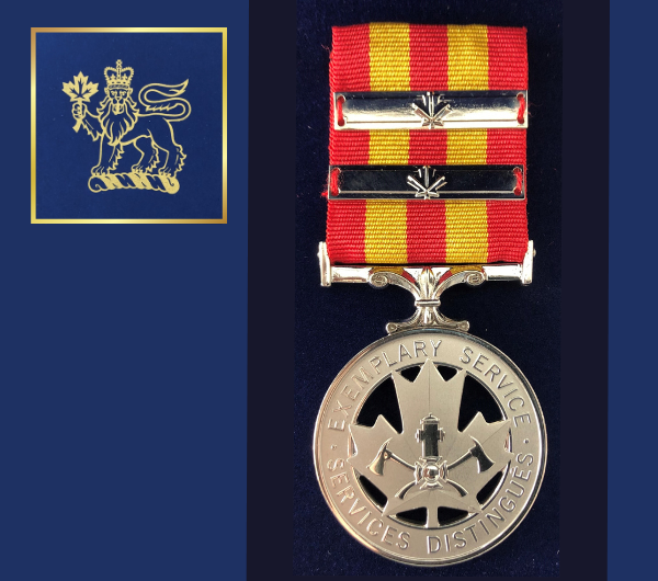 Hommage aux pompiers pour services distingués