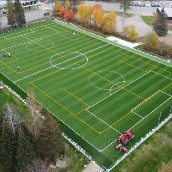 Projet - Terrain de soccer synthétique multifonctionnel